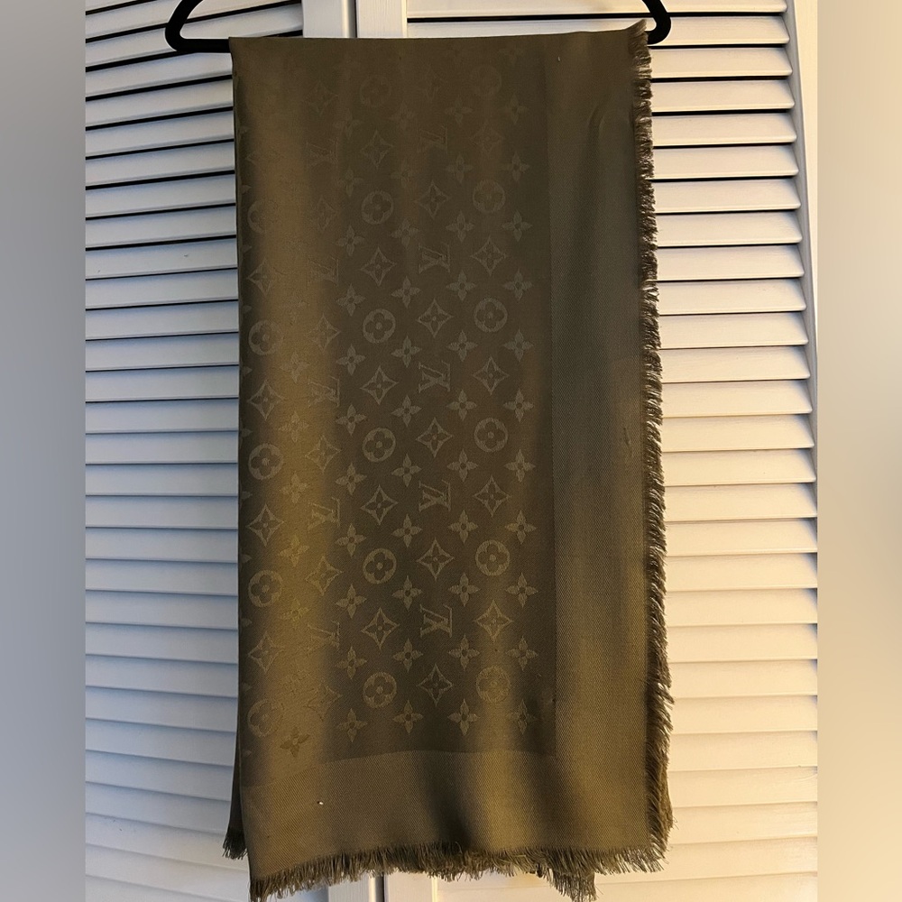 Louis Vuitton Monogram Shawl Wrap